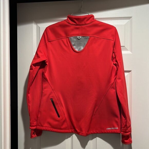 EUC New Balance women’s red 1/2 zipped thermal long sleeved top size large! - Picture 4 of 9